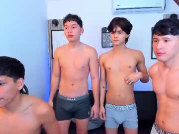couple showsex