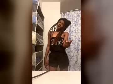 ebonypetite15