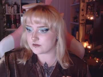 glitterghoul69