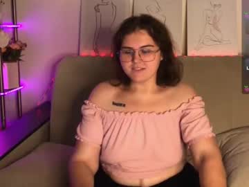janie curvyy