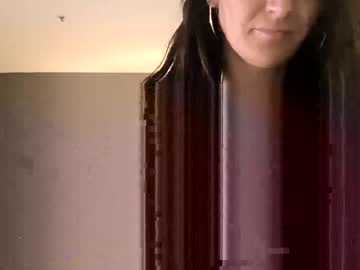 kyrakissmevip