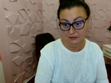 nika gucci