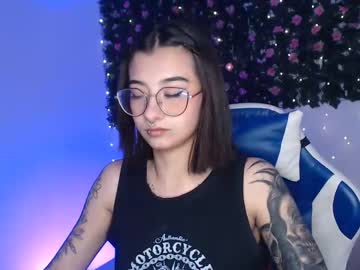 niki foxy