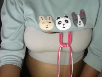 raavi sexy