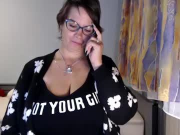 sneakymiky