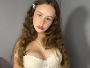 sonyakisses