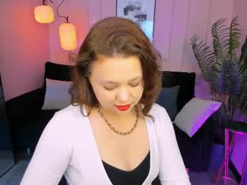 stefany lips